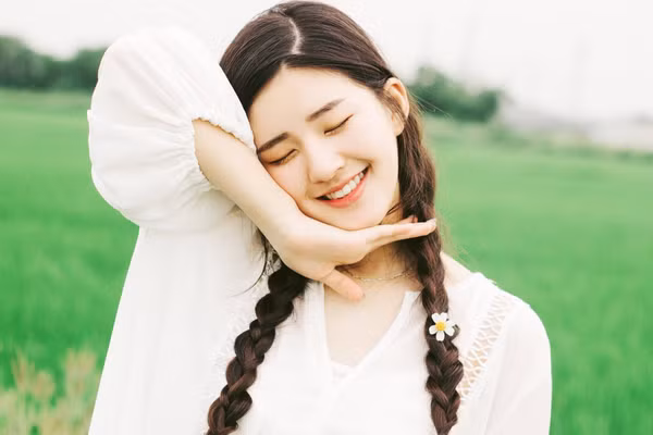Hạnh phúc chủ yếu là một cảm nhận bên trong, liên quan mật thiết đến lối sống, kiểu suy nghĩ và kết nối cảm xúc. (Ảnh: ITN).