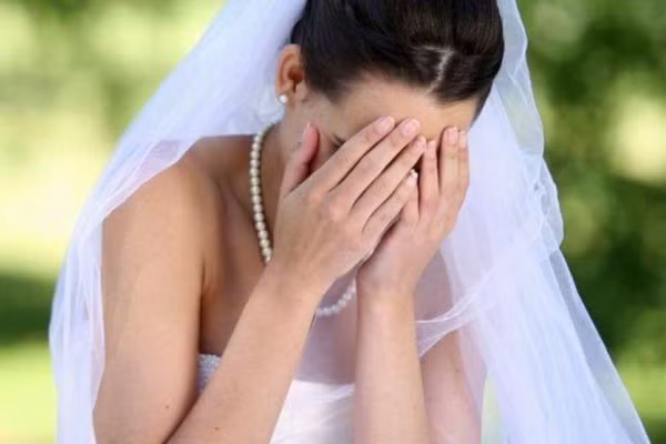 Khi đối mặt với vấn đề thúc ép kết hôn, điều quan trọng nhất là kiểm soát cảm xúc và giữ bình tĩnh. (Ảnh: ITN).