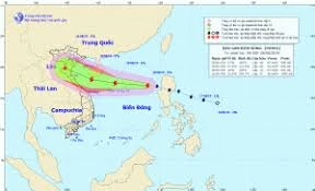 Đường đi của bão số 4 có tên quốc tế là Poudul đang hướng vào các tỉnh Bắc Trung Bộ.