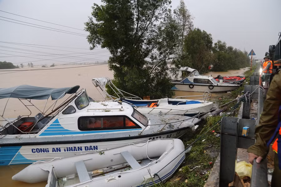 Tất cả đã sẵn sàng cho việc ứng cứu trong đêm