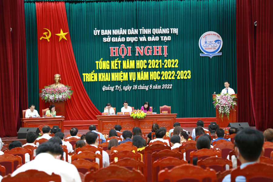 Toàn cảnh hội nghị.