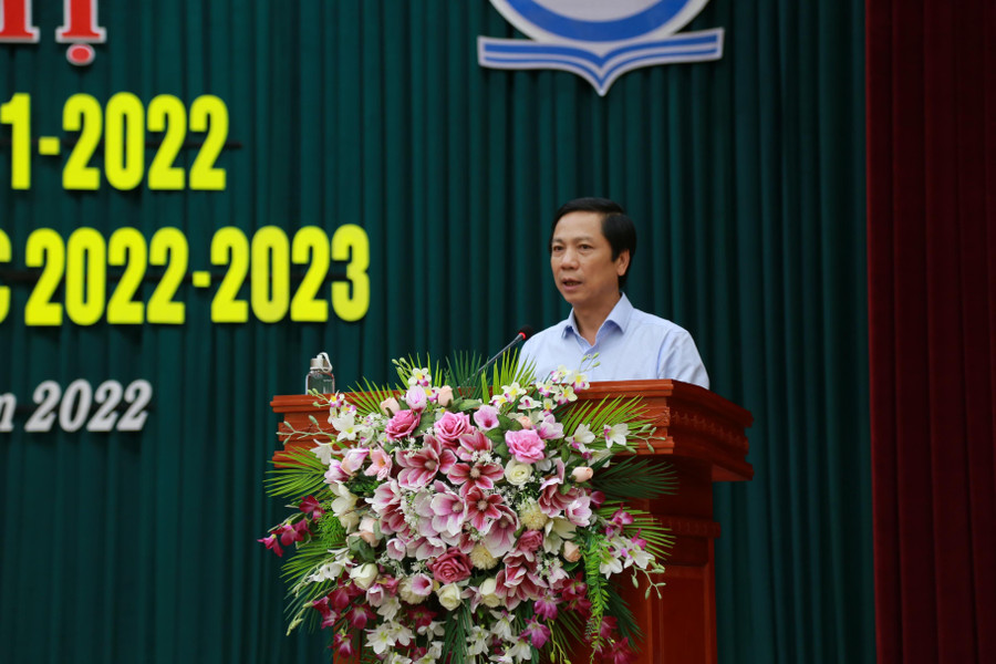 Ông Hoàng Nam - Phó chủ tịch UBND tỉnh Quảng Trị phát biểu chỉ đạo hội nghị.