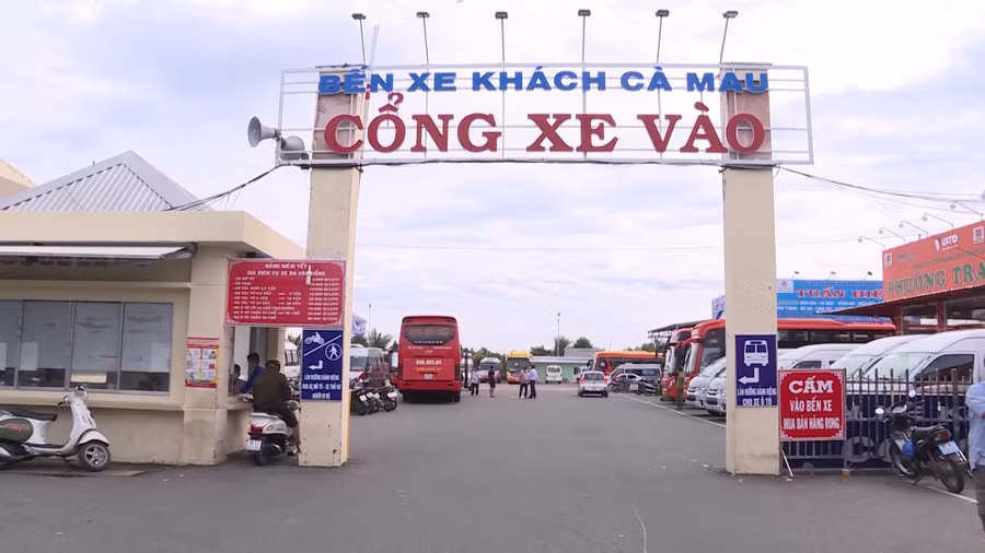 Bến xe khách Cà Mau.