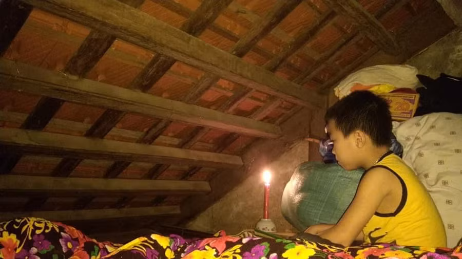 Đêm trong lũ dữ