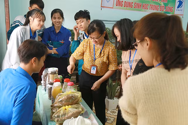 Các sản phẩm ứng dụng sinh học trong thực tiển cuộc sống.