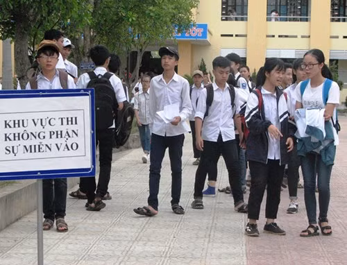 Năm học 2016 - 2017 ngành GD&ĐT tỉnh Quảng Bình sẽ không tổ chức thi tuyển sinh lớp 10 mà chỉ tuyển sinh theo hình thức xét tuyển