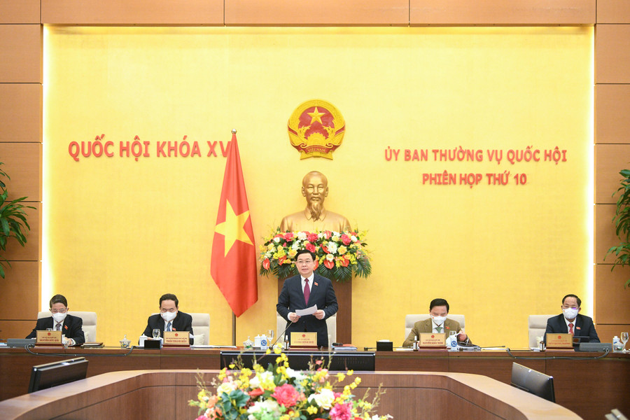 Phiên họp thứ 10 của Uỷ ban Thường vụ Quốc hội: xem xét kỹ lưỡng nhiều nội dung quan trọng ảnh 2 Phiên họp thứ 10 của Uỷ ban Thường vụ Quốc hội: xem xét kỹ lưỡng nhiều nội dung quan trọng ảnh 2