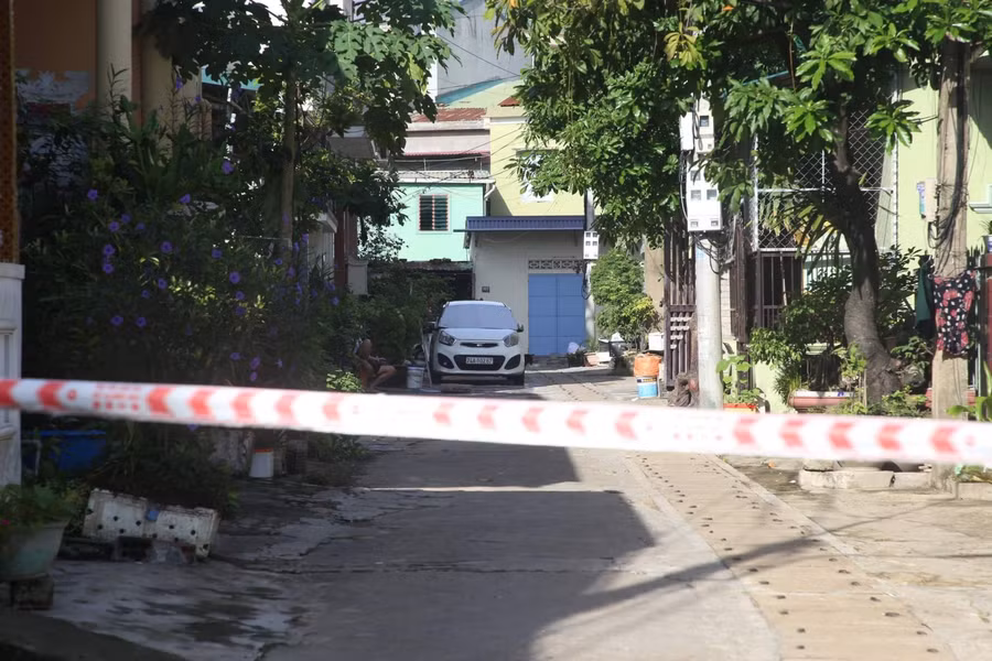 Một khu dân cư tại TP Đông Hà bị phong toả vì liên quan đến ca mắc Covid-19 mới