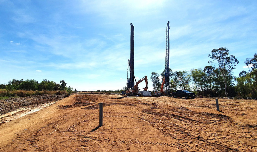 Thiếu nguồn cung vật liệu xây dựng ảnh hưởng đến tiến độ nhiều công trình trọng điểm trên địa bàn tỉnh Cà Mau. Thiếu nguồn cung vật liệu xây dựng ảnh hưởng đến tiến độ nhiều công trình trọng điểm trên địa bàn tỉnh Cà Mau.