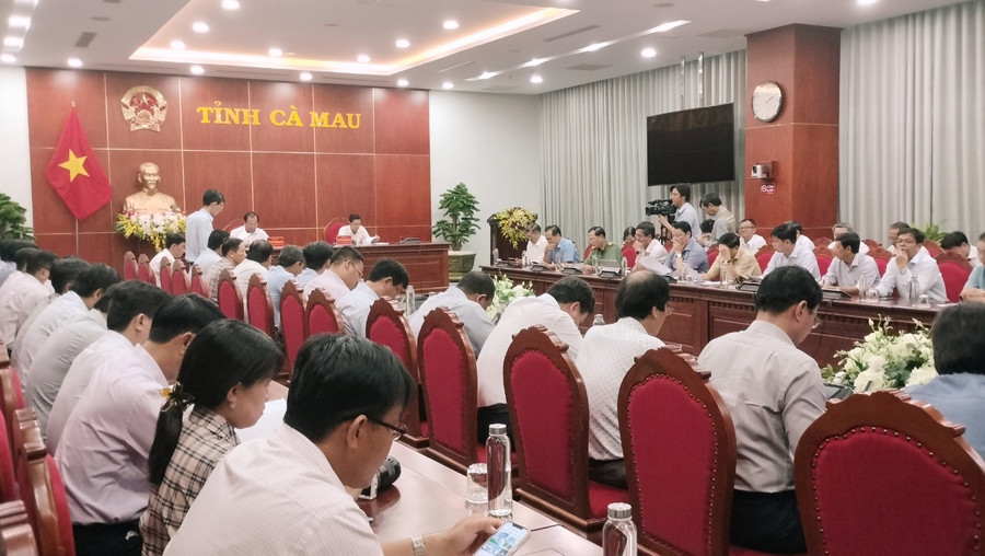 Ban Chỉ đạo Kỳ thi tốt nghiệp THPT năm 2024 tỉnh Cà Mau họp triển khai kế hoạch chuẩn bị Kỳ thi.