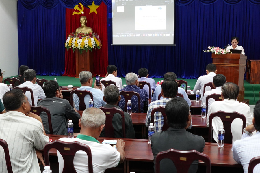 Quang cảnh buổi tập huấn 