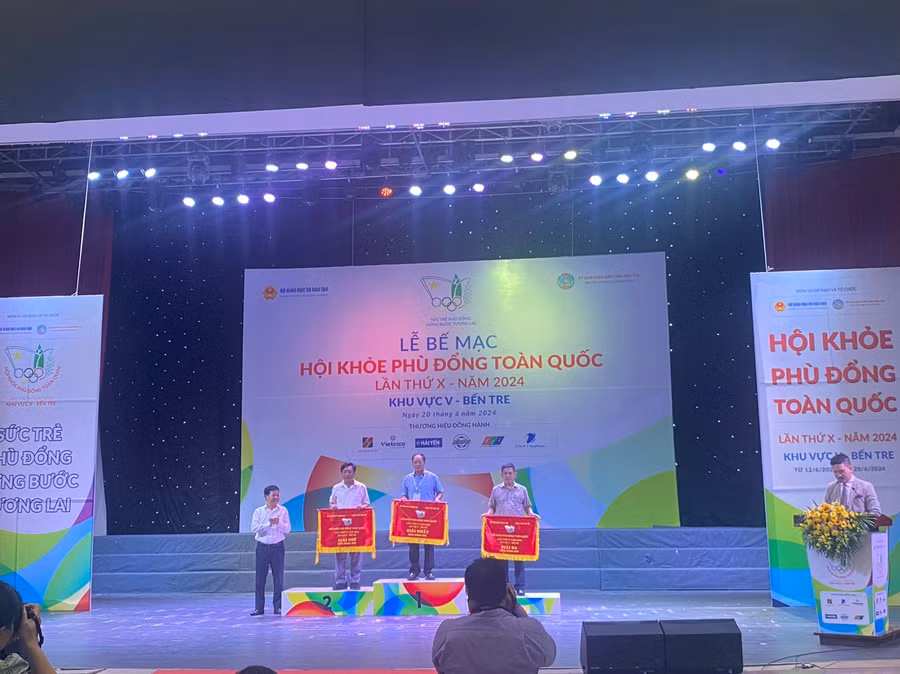 Cà Mau dẫn đầu toàn đoàn môn Bóng bàn.