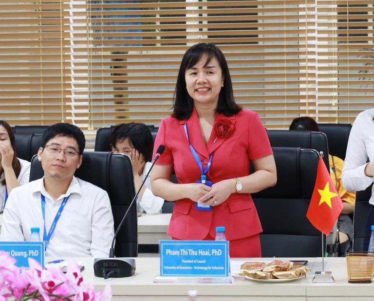 TS. Phạm Thị Thu Hoài phát biểu tại buổi làm việc (ảnh: Uneti). TS. Phạm Thị Thu Hoài phát biểu tại buổi làm việc (ảnh: Uneti).