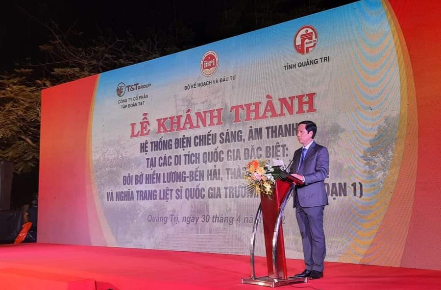 Lễ khánh thành hệ thống chiếu sáng và âm thanh được tổ chức tại Nghĩa trang Liệt sĩ Quốc gia Trường Sơn trong tối 30/4.