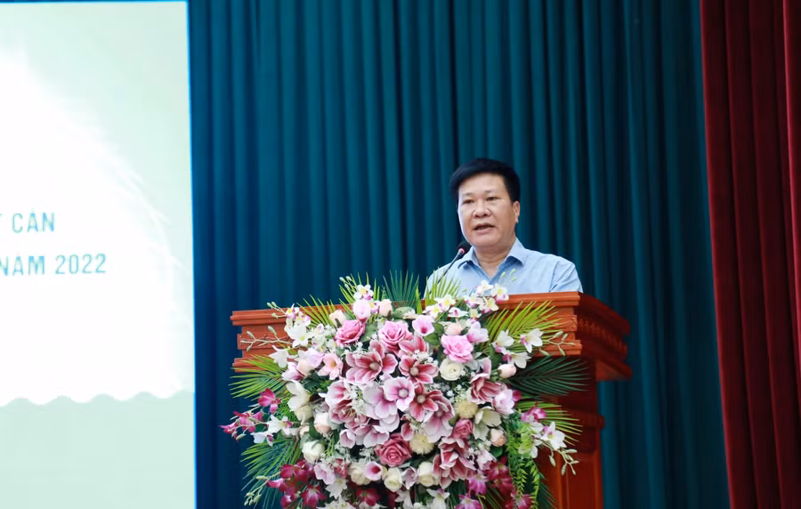 TS. Nguyễn Nho Huy - Phó Vụ trưởng Vụ Giáo dục thể chất, Bộ GD&ĐT phát biểu khai mạc khóa tập huấn.