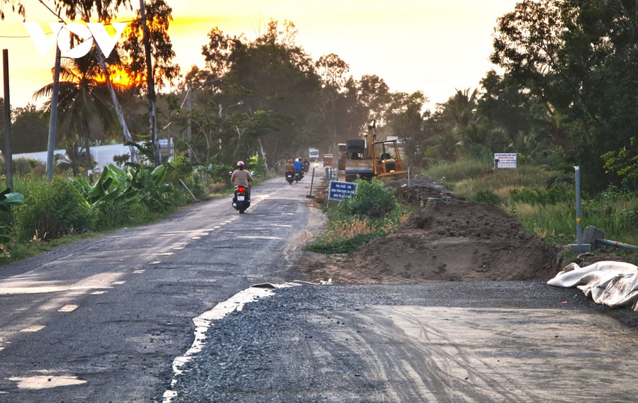 Dự án đầu tư nâng cấp, mở rộng tuyến đường U Minh - Khánh Hội nằm trong số dự án chậm tiến độ.