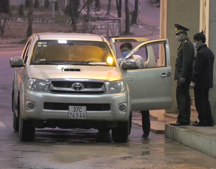 Kiểm tra, giám sát và làm công tác phòng dịch tại các cửa khẩu trên địa bàn tỉnh Quảng Bình. Kiểm tra, giám sát và làm công tác phòng dịch tại các cửa khẩu trên địa bàn tỉnh Quảng Bình.