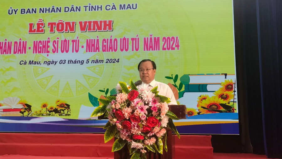 Ông Nguyễn Minh Luân, Phó Chủ tịch UBND tỉnh phát biểu tại buổi lễ. Ông Nguyễn Minh Luân, Phó Chủ tịch UBND tỉnh phát biểu tại buổi lễ.