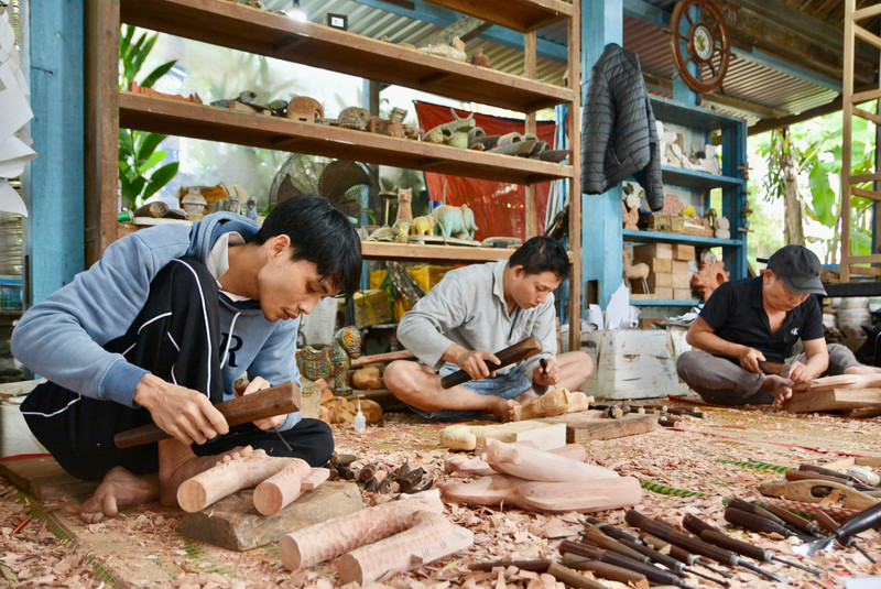 Những tác phẩm nghệ thuật độc bản khiến du khách trong và ngoài nước không khỏi trầm trồ, thích thú. anh21.jpg