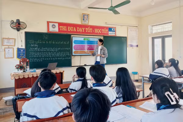 Khác với cách dạy truyền thống, dạy học theo dự án đặt học sinh vào trung tâm của quá trình học tập.