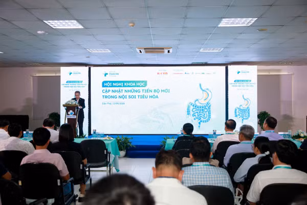 Hội nghị Nội soi Tiêu hóa với chủ đề “Cập nhật những tiến bộ mới trong nội soi tiêu hóa”.