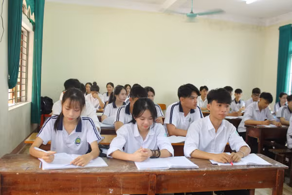 Hà Tĩnh đề xuất tăng chỉ tiêu học sinh lớp 10.