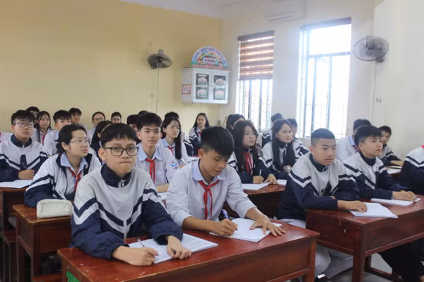 Nhiều trường THCS Hà Tĩnh đề xuất mở thêm lớp để giảm áp lực sĩ số.