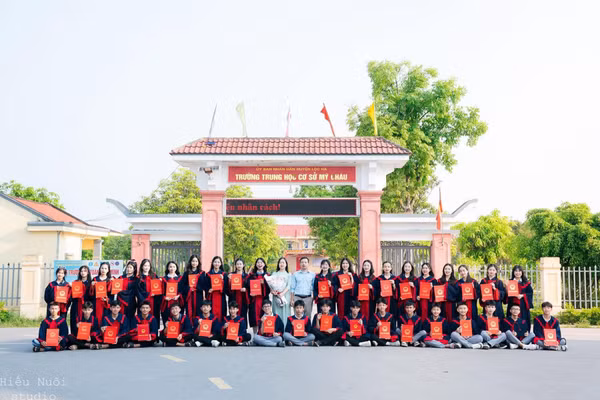 Trường THCS Mỹ Châu (xã Mai Phụ, Hà Tĩnh) là một trong bốn cơ sở giáo dục trên cả nước được trao giải thưởng "Trường học xanh – Cộng đồng học tập bền vững 2026".