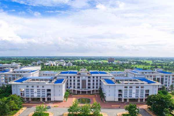 Trường Đại học An Giang.