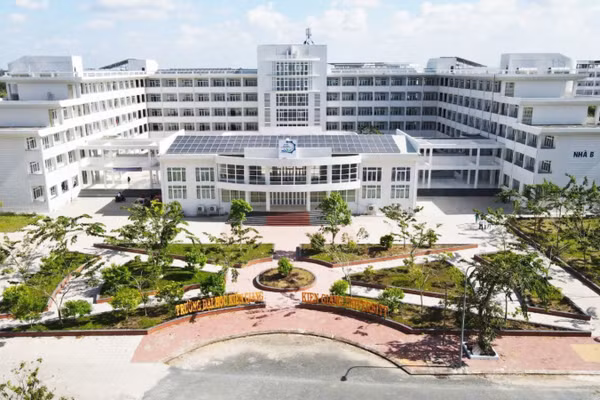 Trường Đại học Kiên Giang tọa lạc tại số 320A, Quốc lộ 61, xã Châu Thành, tỉnh An Giang.