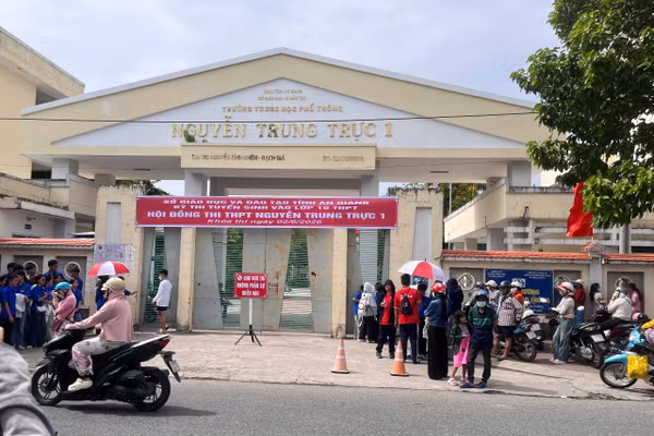 Kỳ thi tuyển sinh vào lớp 10 THPT năm học 2026 - 2027 tại tỉnh An Giang.