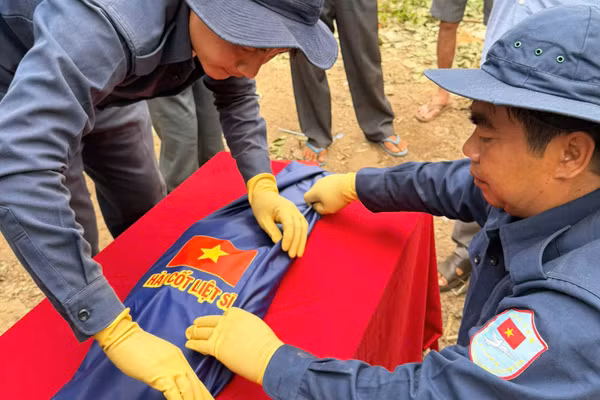 Đội K93 tìm thấy hài cốt liệt sĩ Nguyễn Văn Minh.