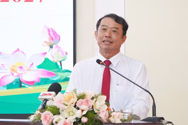 Ông Nguyễn Văn Khởi, Phó Chủ tịch UBND TP Cần Thơ, phát biểu chỉ đạo tại hội nghị.