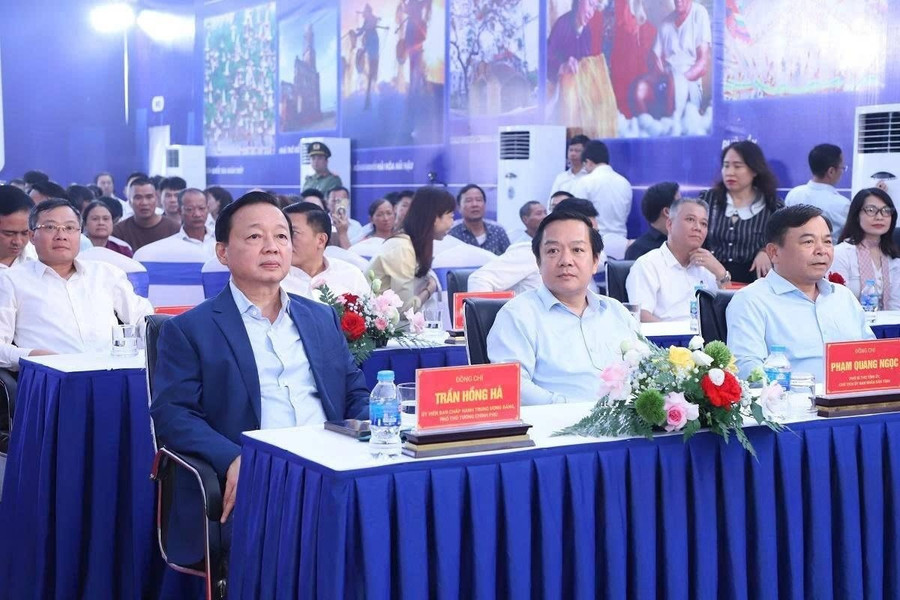 Phó Thủ tướng Trần Hồng Hà dự lễ khởi công. dewatermarkai-1755583273073.jpg