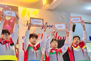 Học sinh lan tỏa thông điệp tuyệt đối không sử dụng, buôn bán, tàng trữ pháo nổ dịp Tết.