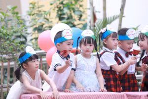 Trẻ em có quyền được đi học.