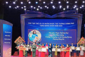 Mới đây, nhà giáo Phạm Thị Kim Huệ vinh dự được Thủ tướng Chính phủ tặng Bằng khen năm 2025. 