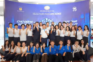 Giảng viên, sinh viên Học viện Ngân hàng tham dự Hội thi “Chuyển đổi số ngành Ngân hàng 2026”.