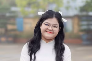 Nữ thủ khoa khối A00 toàn quốc năm 2025 gọi tên em Nguyễn Thái An, học sinh Trường THPT Kim Sơn A, tỉnh Ninh Bình. Ảnh: NTCC.