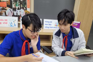 Lê Cảnh Trung (trái) cùng Tô An Kỳ đều có sở trường và đam mê với môn Toán.