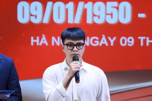 Nguyễn Nguyễn Hoàng Minh sở hữu thành tích học tập đáng nể với điểm tích lũy GPA ở mức tuyệt đối (4.0). Ảnh: Đình Tuệ.