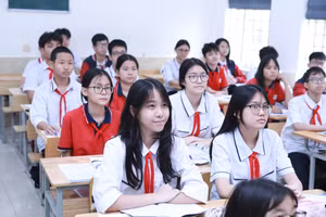 Học sinh lớp 9, Trường THCS Hoàng Liệt (phường Hoàng Liệt, Hà Nội). Ảnh: Đình Tuệ.