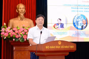 PGS.TS Phạm Mạnh Hà có nhiều năm kinh nghiệm trong lĩnh vực khoa học giáo dục. Ảnh: NVCC.