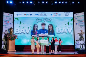 Đội thi Infinity đến từ Học viện Ngân hàng đã xuất sắc giành giải Quán quân của cuộc thi năm nay. 