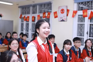 Học sinh Trường THCS Chương Dương, phường Hồng Hà, Hà Nội. Ảnh: Đình Tuệ.