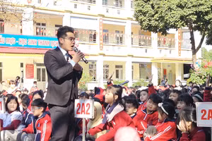 Nhiều kiến thức về phòng chống bạo lực học đường và xâm hại được chuyên gia chia sẻ tới học sinh.