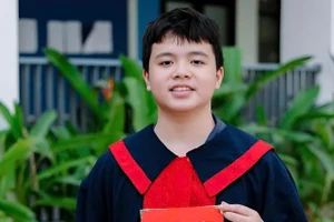 Nam sinh Đỗ Thiện Khôi đến từ lớp 9A0 đỗ cùng lúc 5 nguyện vọng chuyên. Ảnh: NTCC.