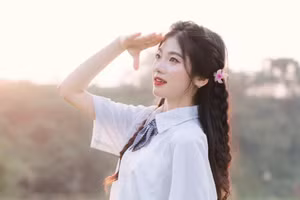 Phạm Quỳnh Anh, học sinh Trường THPT Mỹ Tho (Nam Định) là chủ nhân của điểm 10 môn Ngữ văn thi tốt nghiệp THPT năm 2024. 