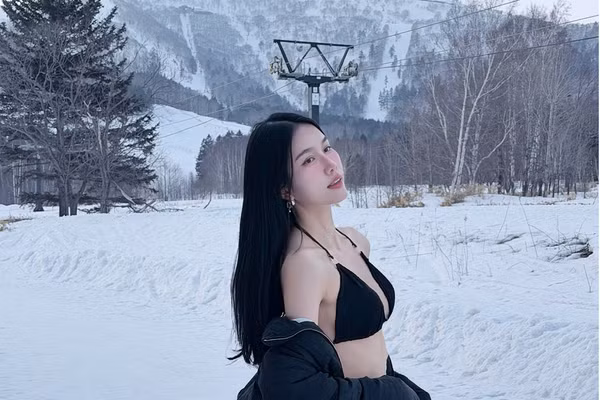 Dàn người đẹp Việt chào hè bằng loạt ảnh siêu nóng