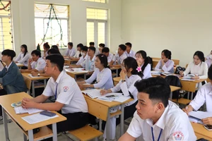 Một tiết học tại Trường THCS - THPT Tân Lộc (huyện Thới Bình)